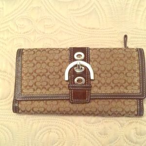 Large Coach Wallet